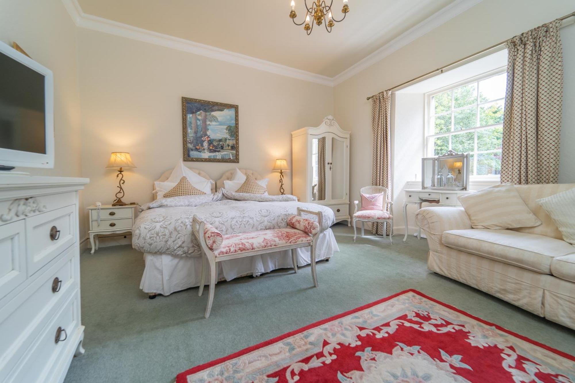 Bankton House Hotel Ливингстън Екстериор снимка